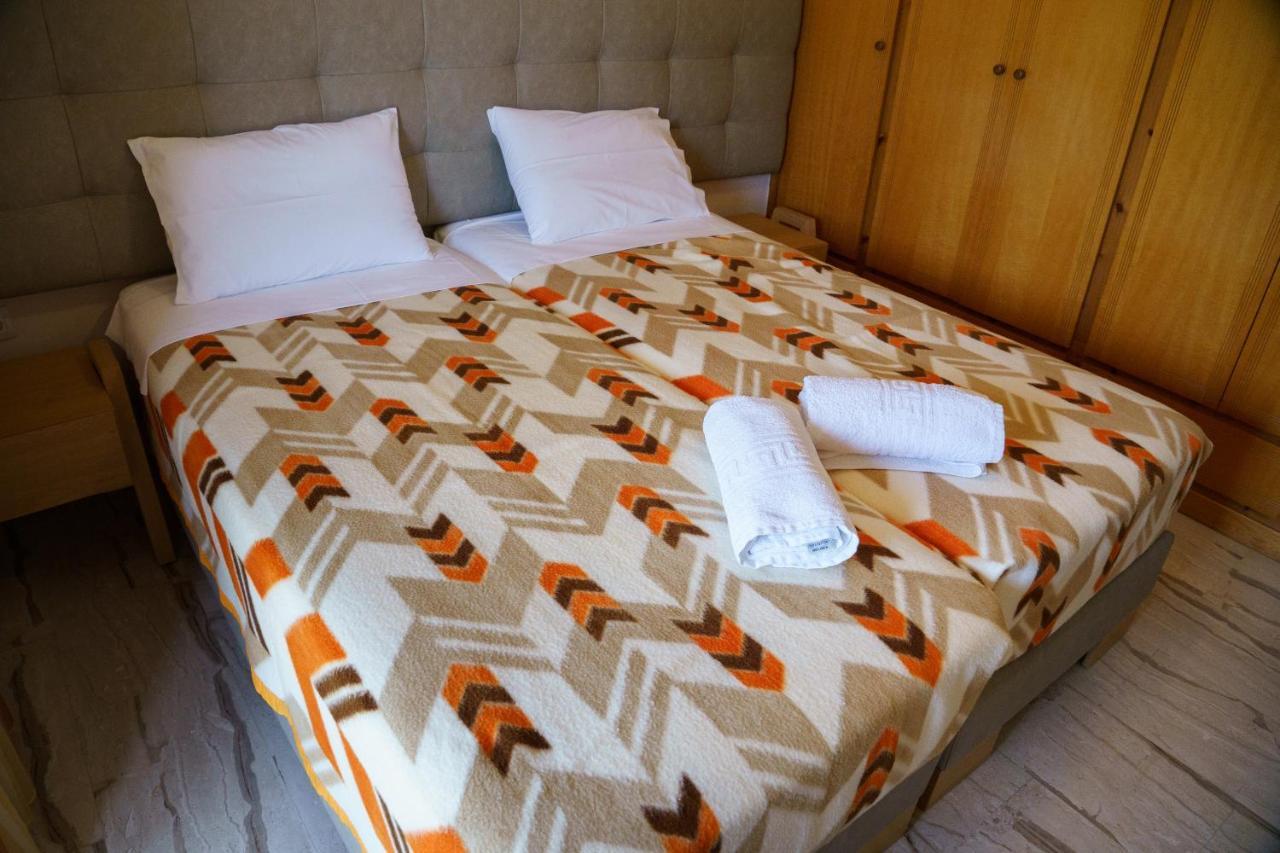 Zotos Rooms Parga Ngoại thất bức ảnh